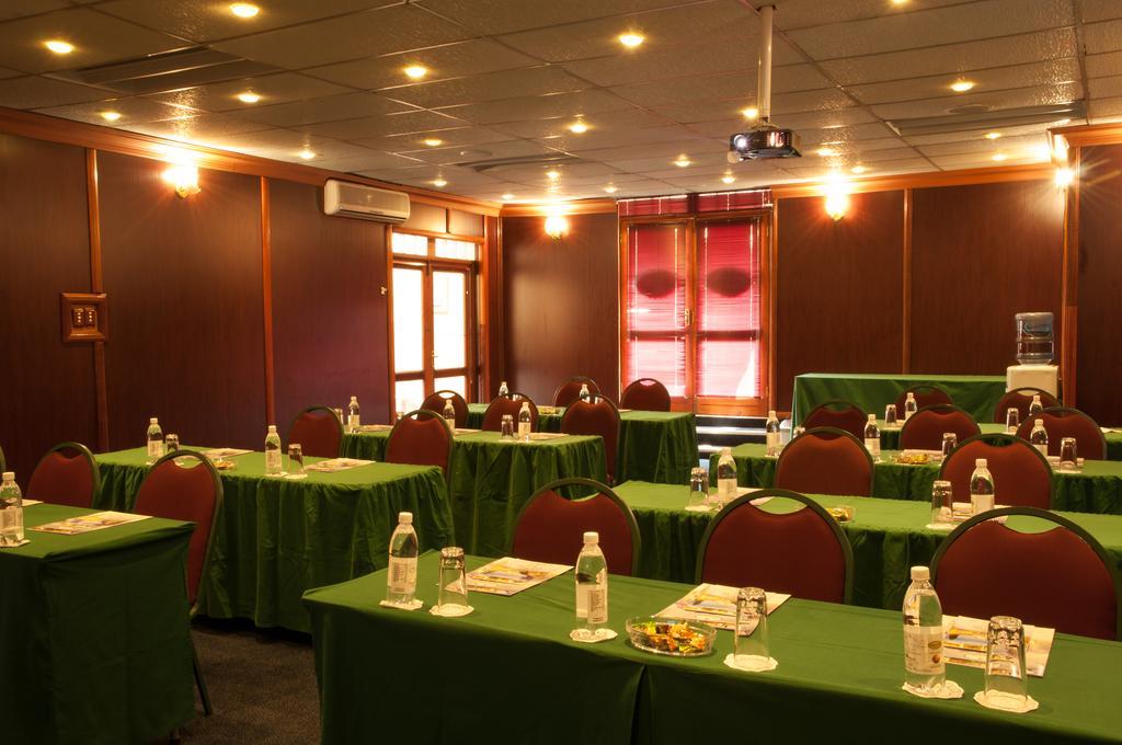 Sentinel Luxury Suite Hotel Pretoria Exterior photo