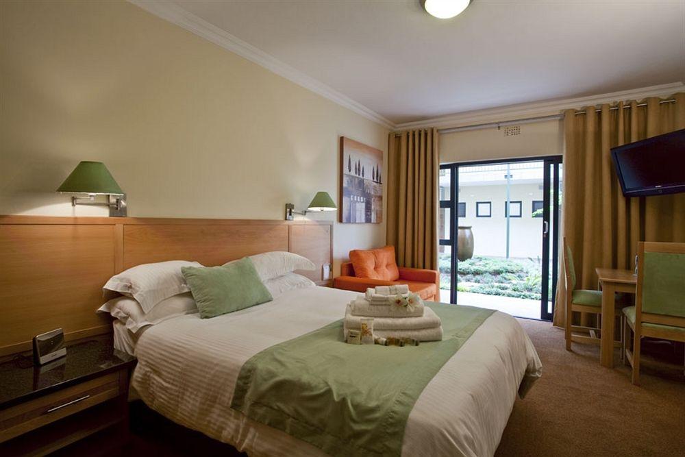 Sentinel Luxury Suite Hotel Pretoria Exterior photo